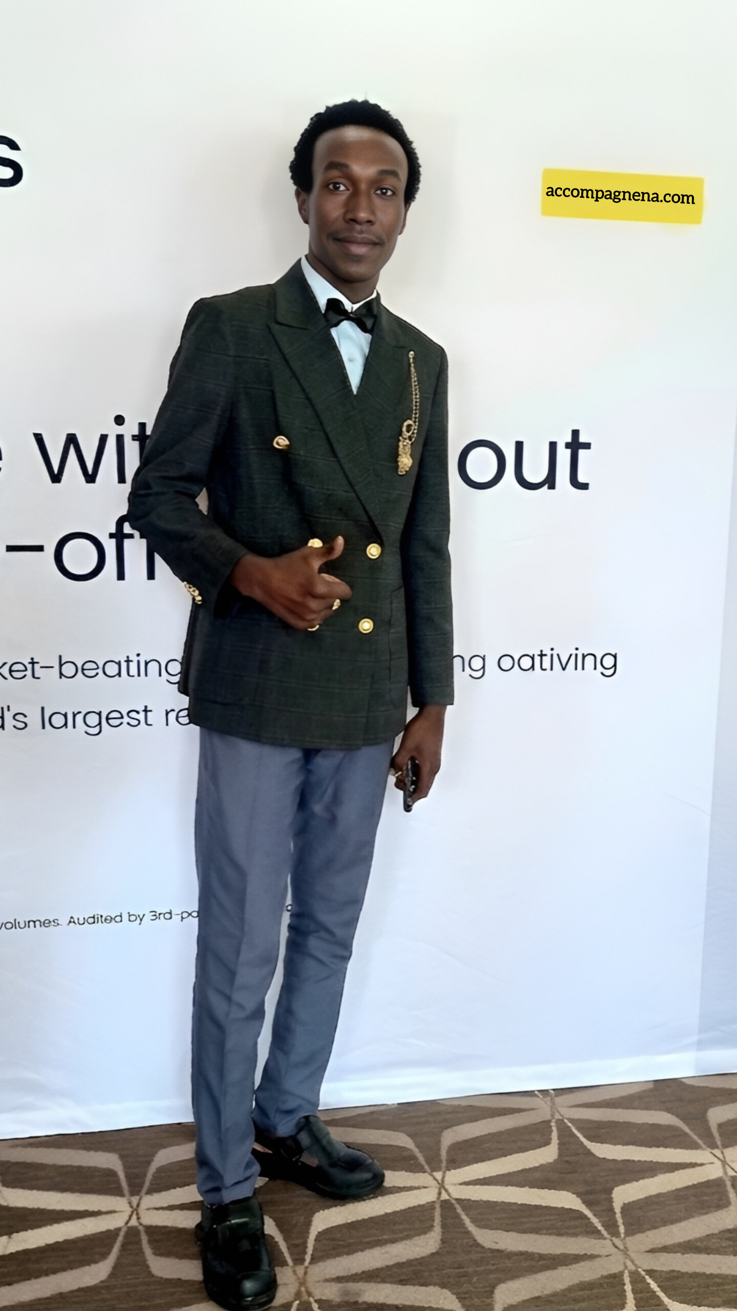 MAHAMAT OUMAR ISMAIL - Expert Digital